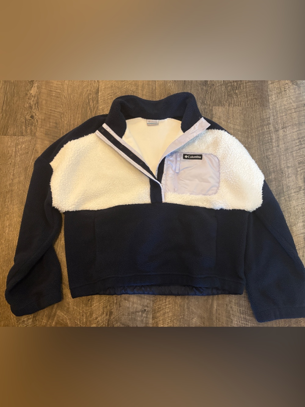 Columbia Navy and Cream Sherpa-Lined Pullover